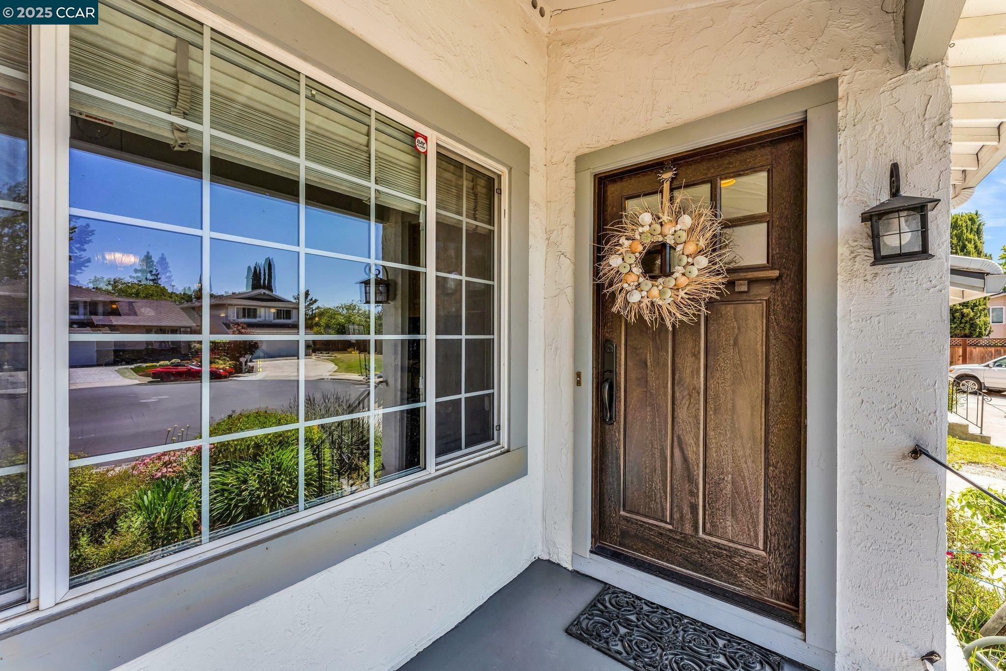 Property Photo:  102 Monasterio Ct  CA 94583 