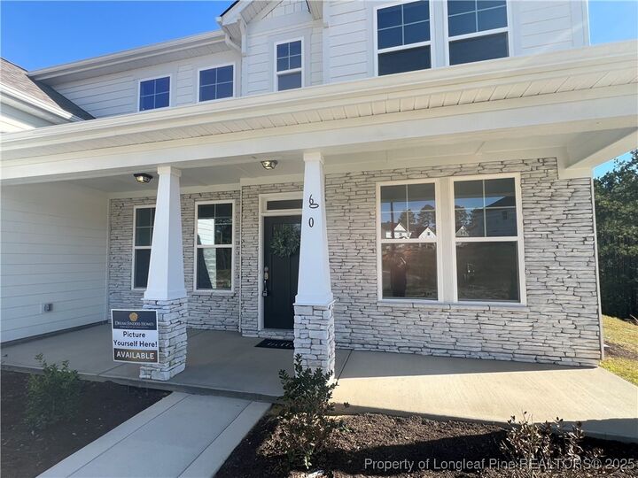 Property Photo: 600 Cresswell Moor Way NC 28311