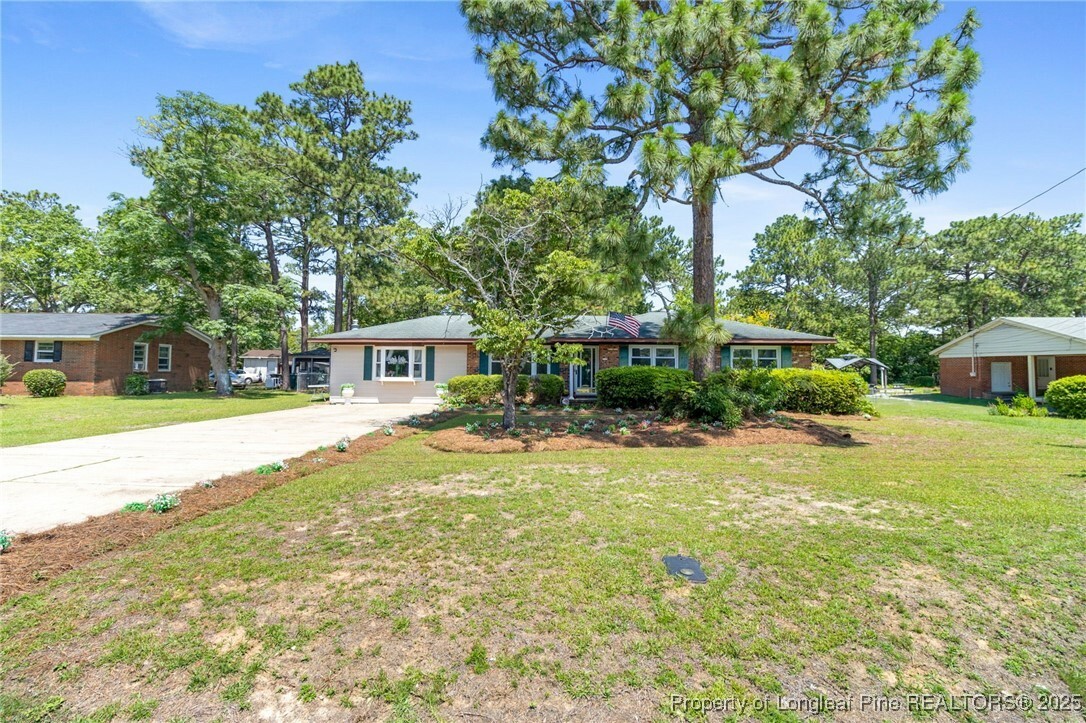 Property Photo:  1000 Kaywood Drive  NC 28311 