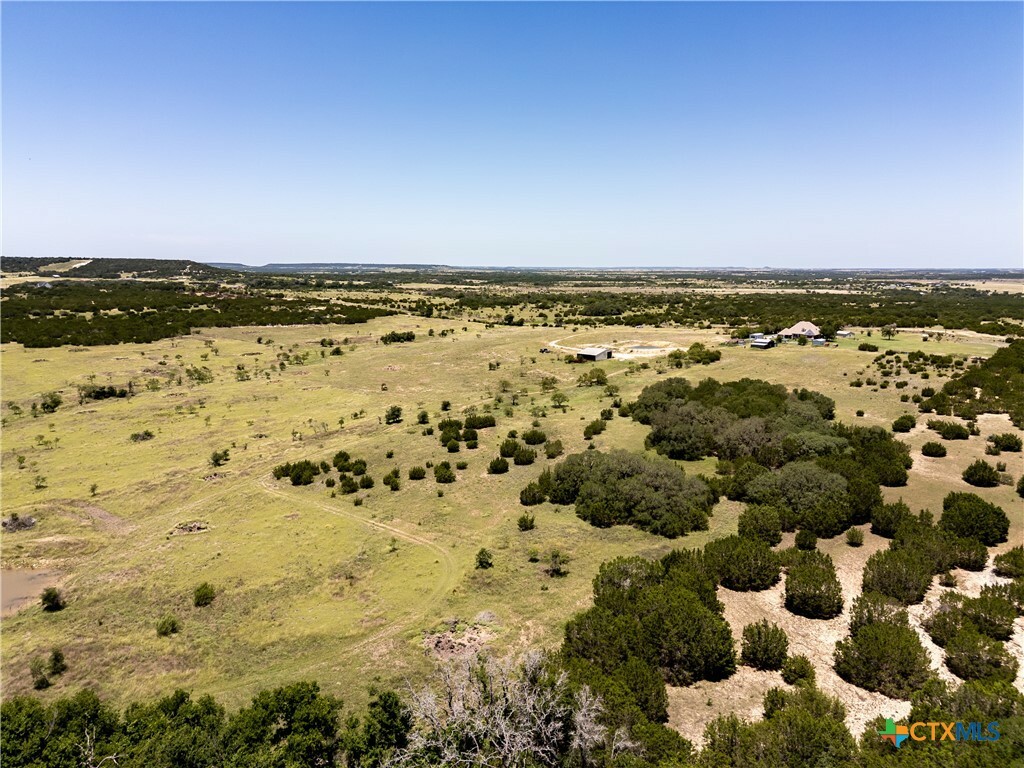 Property Photo: 812 County Road 3295 TX 76522