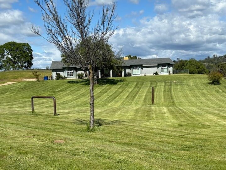 Property Photo:  35095 Rough Rider Way  CA 93653 