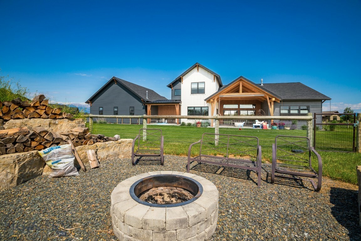 Property Photo:  16 Tight Loop Drive  MT 59718 