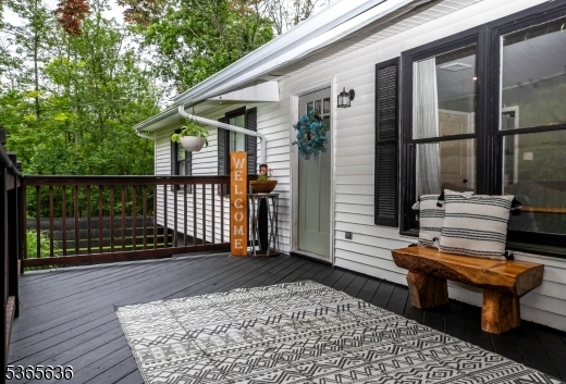 Property Photo:  20 Eastbrook Ln  NJ 07860 