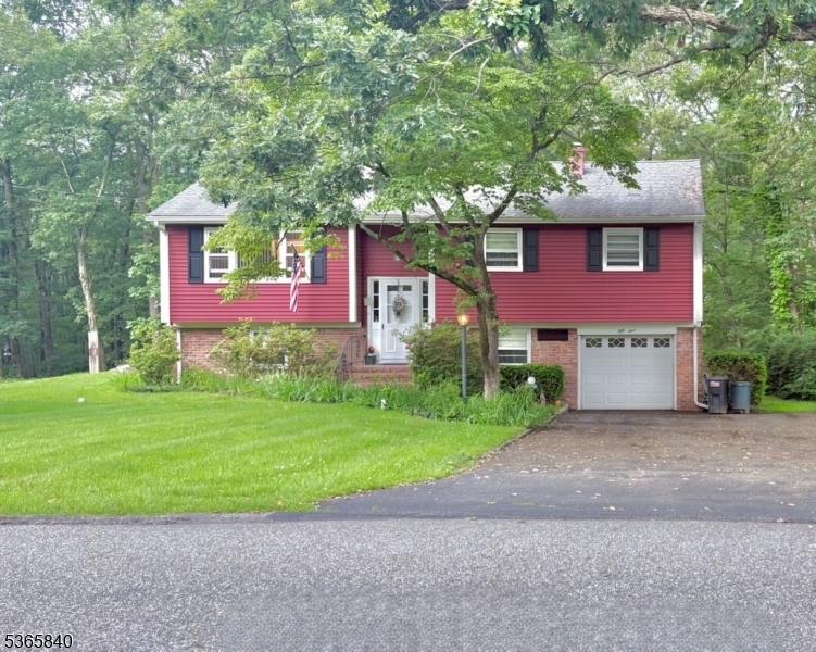 54 Alta Vista Dr  Ringwood Boro NJ 07456 photo