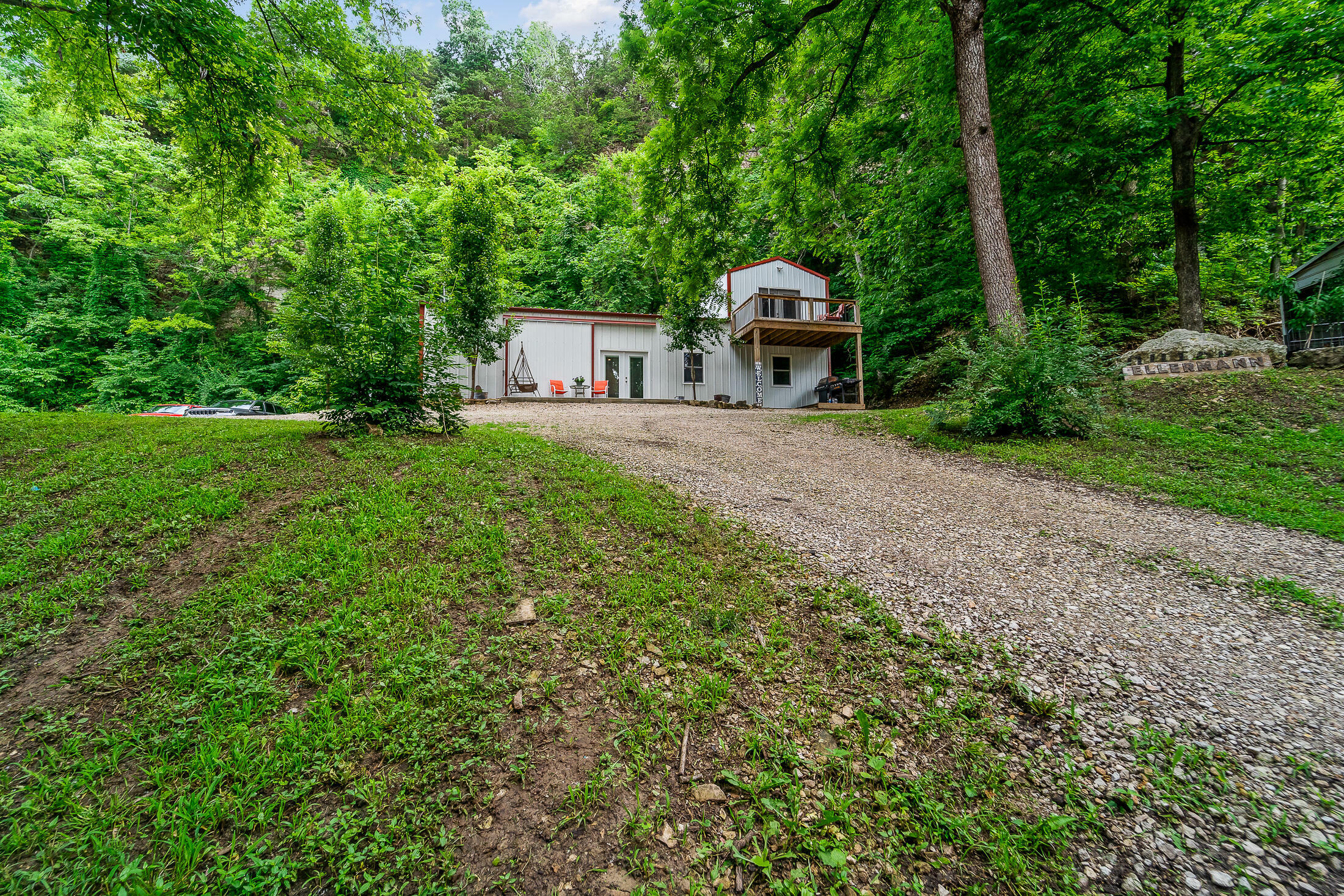 Property Photo:  7979 Mo-94  MO 65059 
