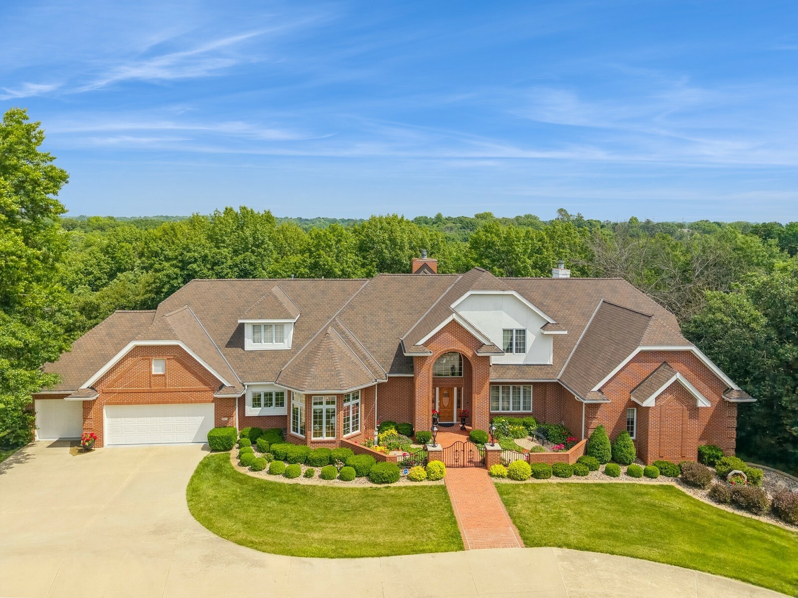 501 S 33rd Street  West Des Moines IA 50265 photo