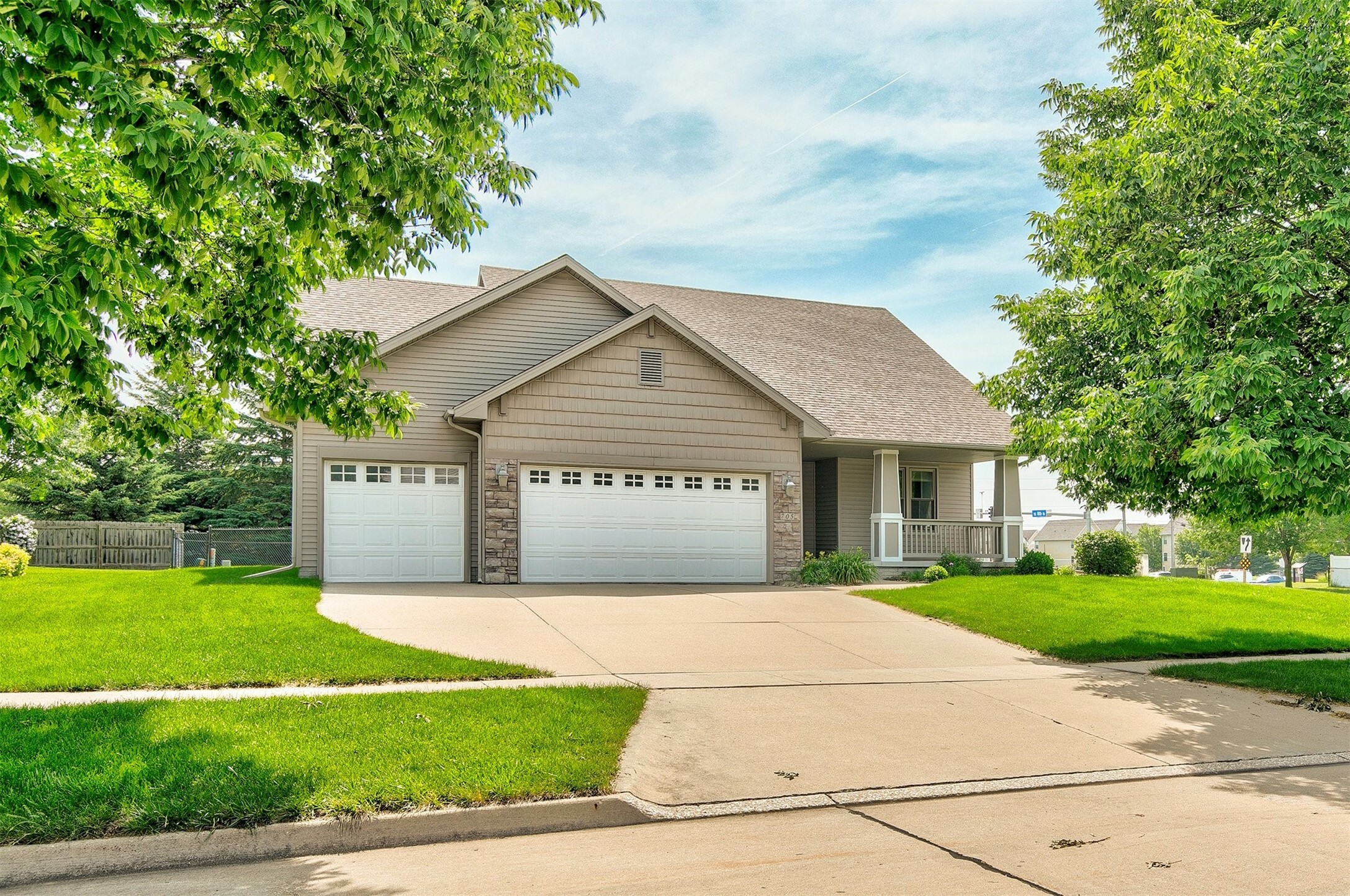 705 SE Lowell Drive  Ankeny IA 50021 photo
