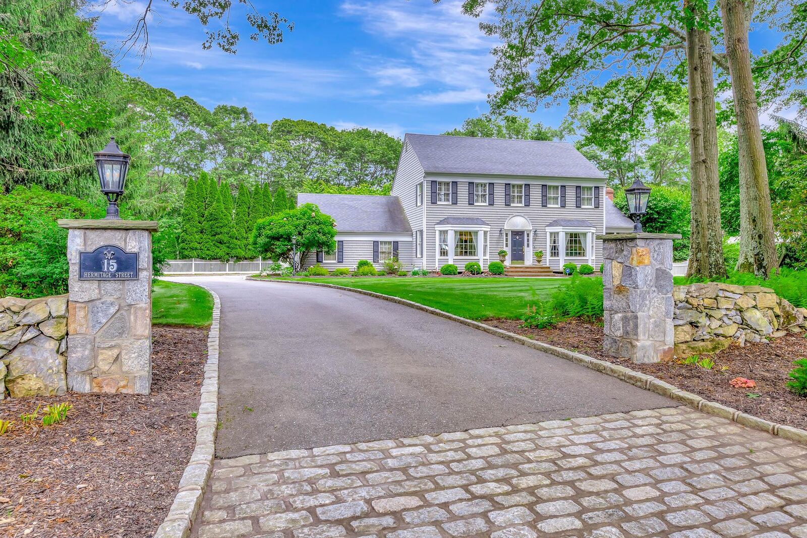 Property Photo:  15 Hermitage Street  NY 11792