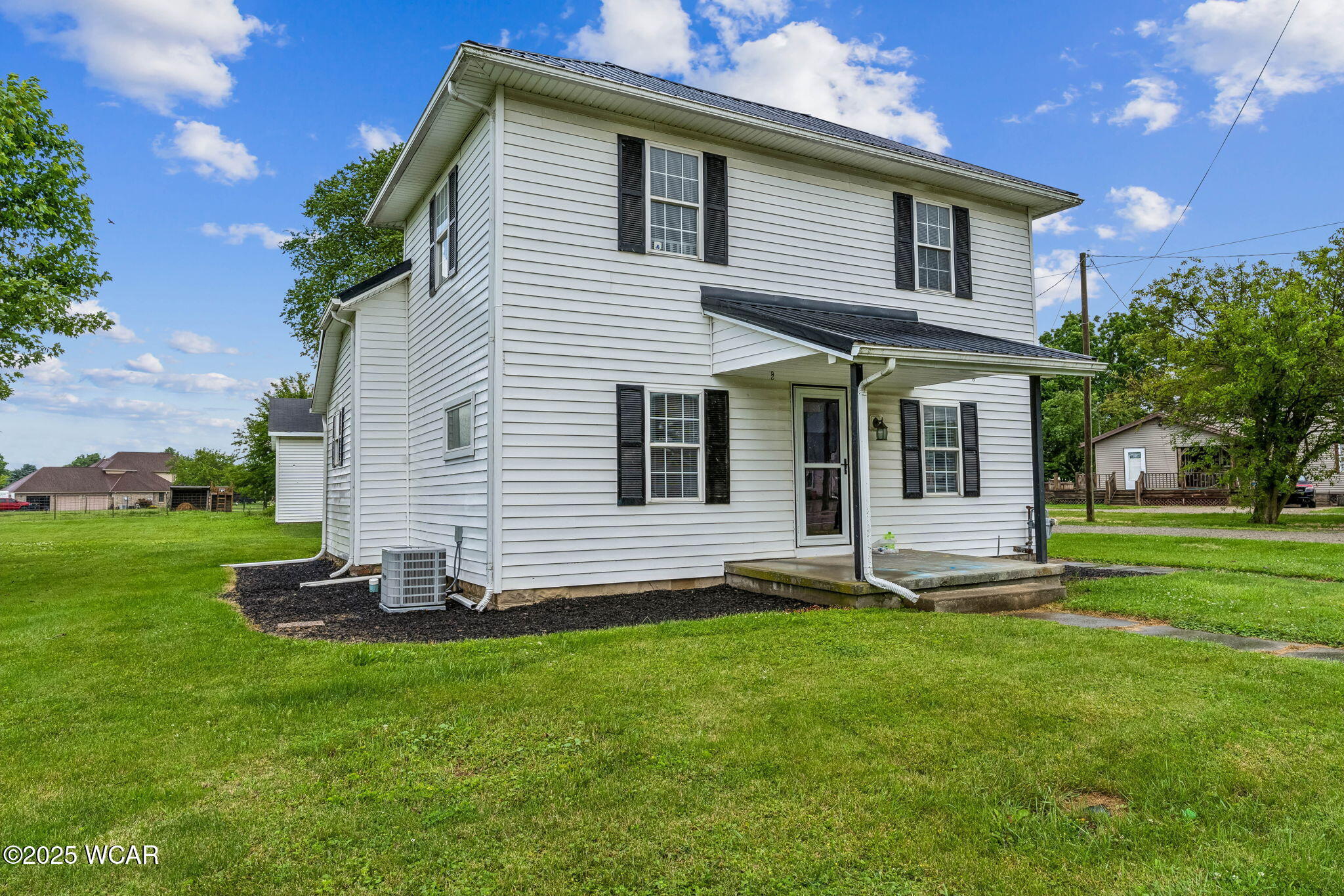 Property Photo: 514 W Taylor Street OH 43340