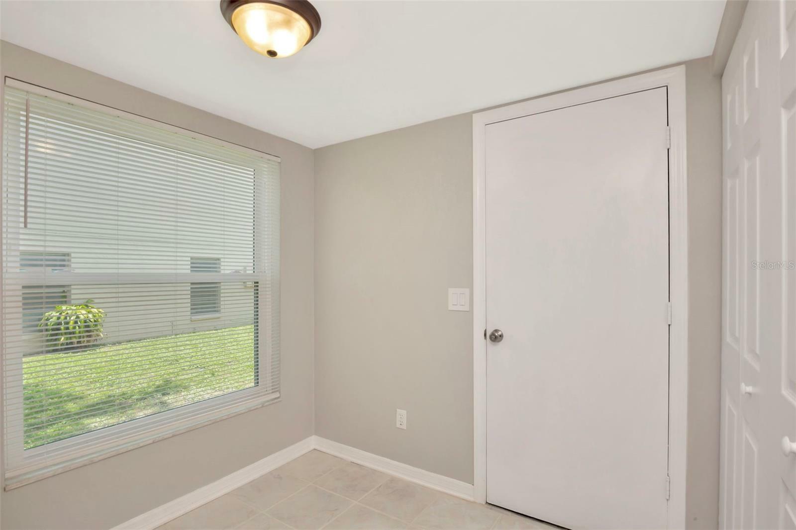Property Photo: 1621 Crossridge Drive FL 33510
