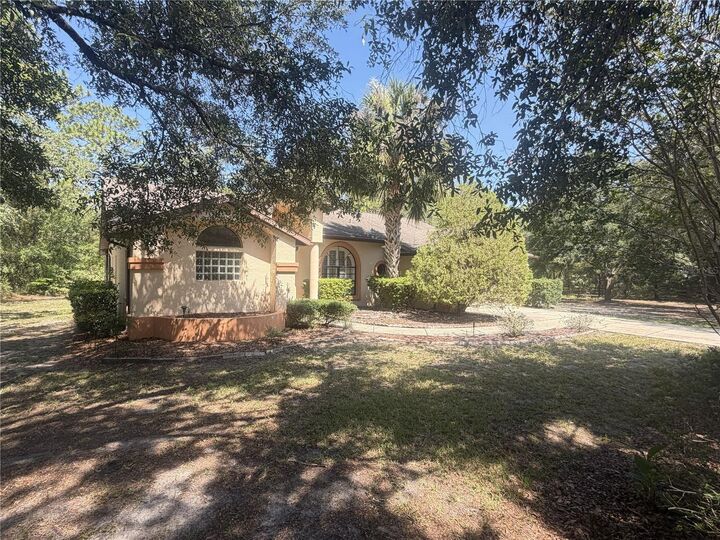 Property Photo: 4622 N Pink Poppy Drive FL 34465