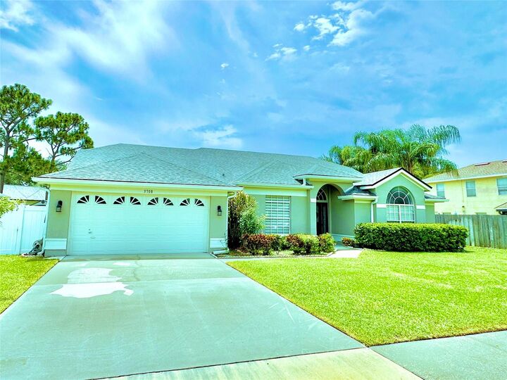 3708 Beaver Ridge Drive  Orlando FL 32829 photo