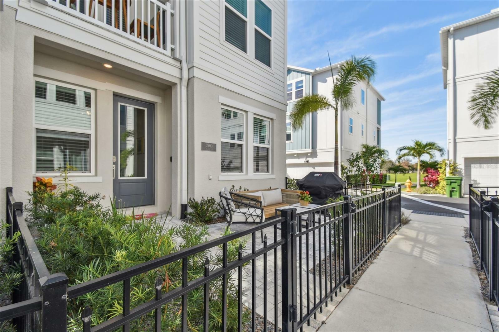 Property Photo: 2500 Boone Court FL 34237