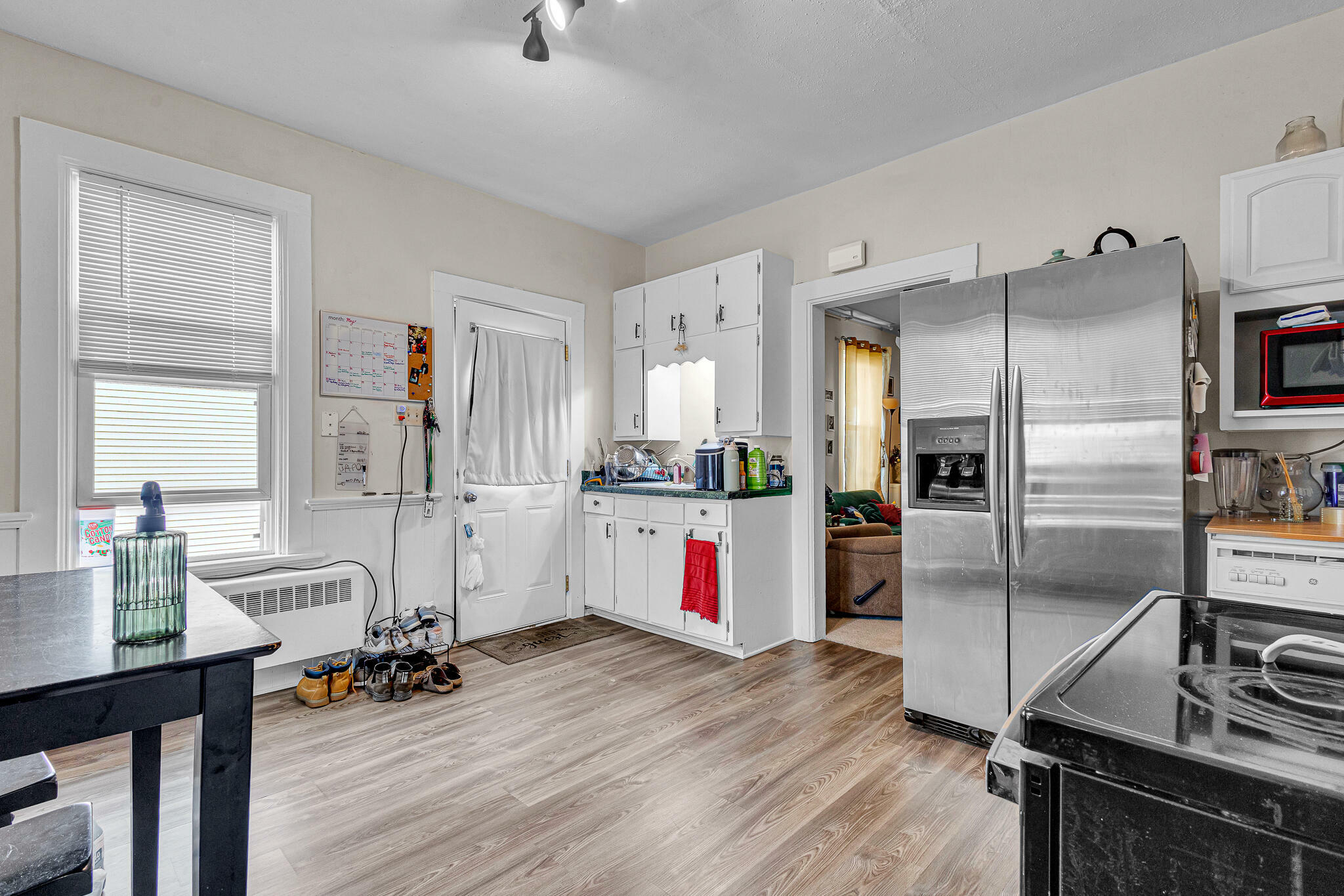 Property Photo: 628 End Ct 628A WI 53081