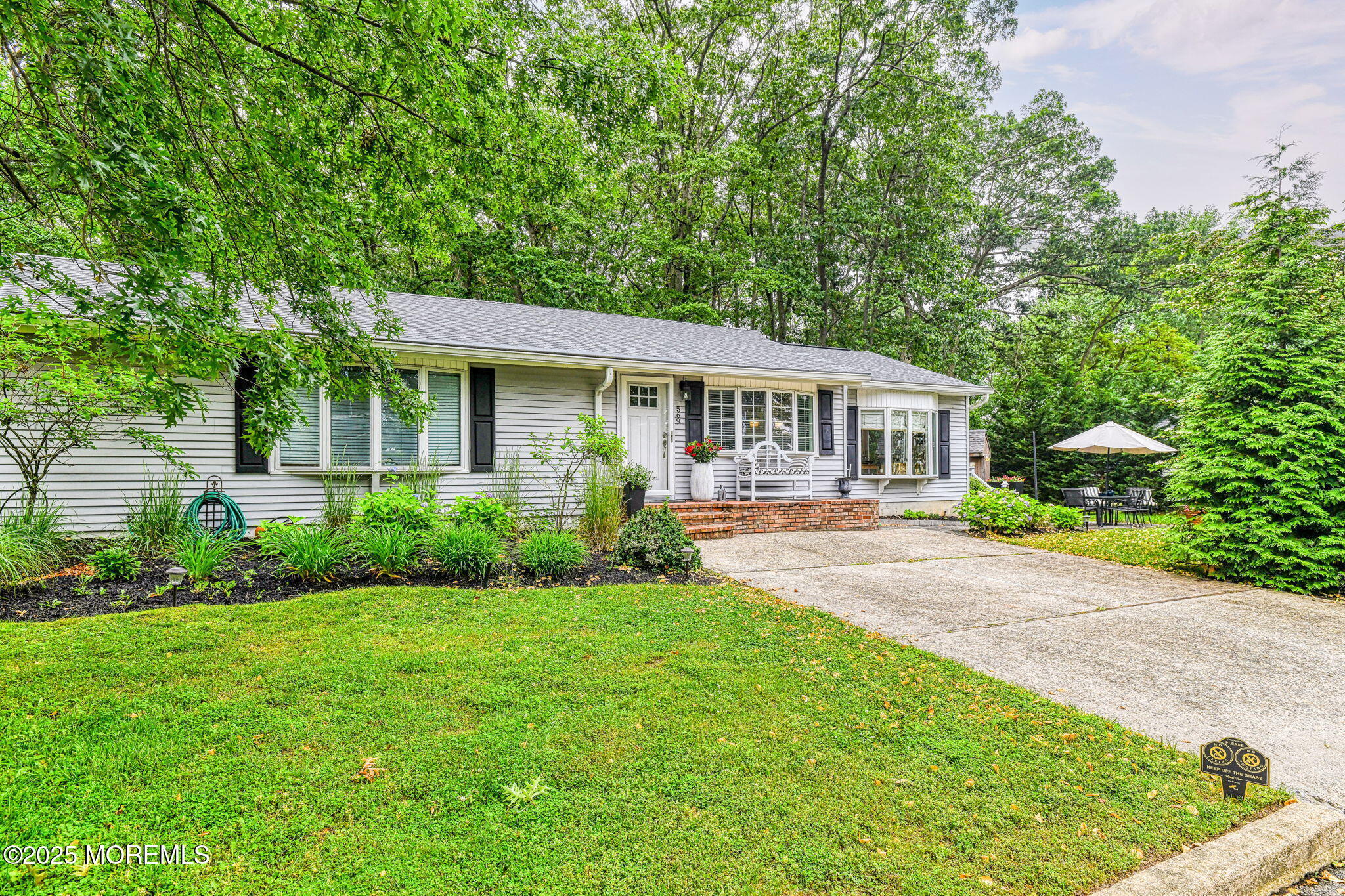 569 Atlantic Avenue  Spring Lake Heights NJ 07762 photo