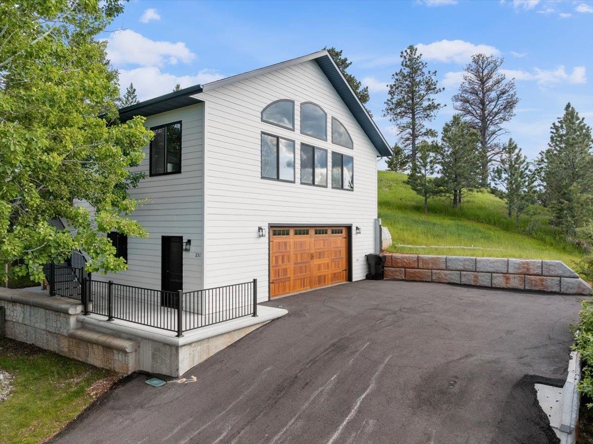 Property Photo: 231 Powderhorn Court SD 57783