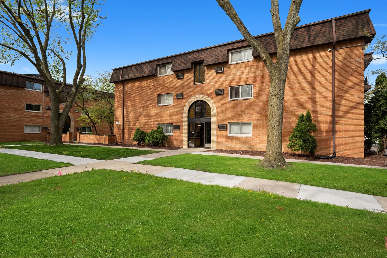 Property Photo:  2345 185th Court 1  IL 60438 