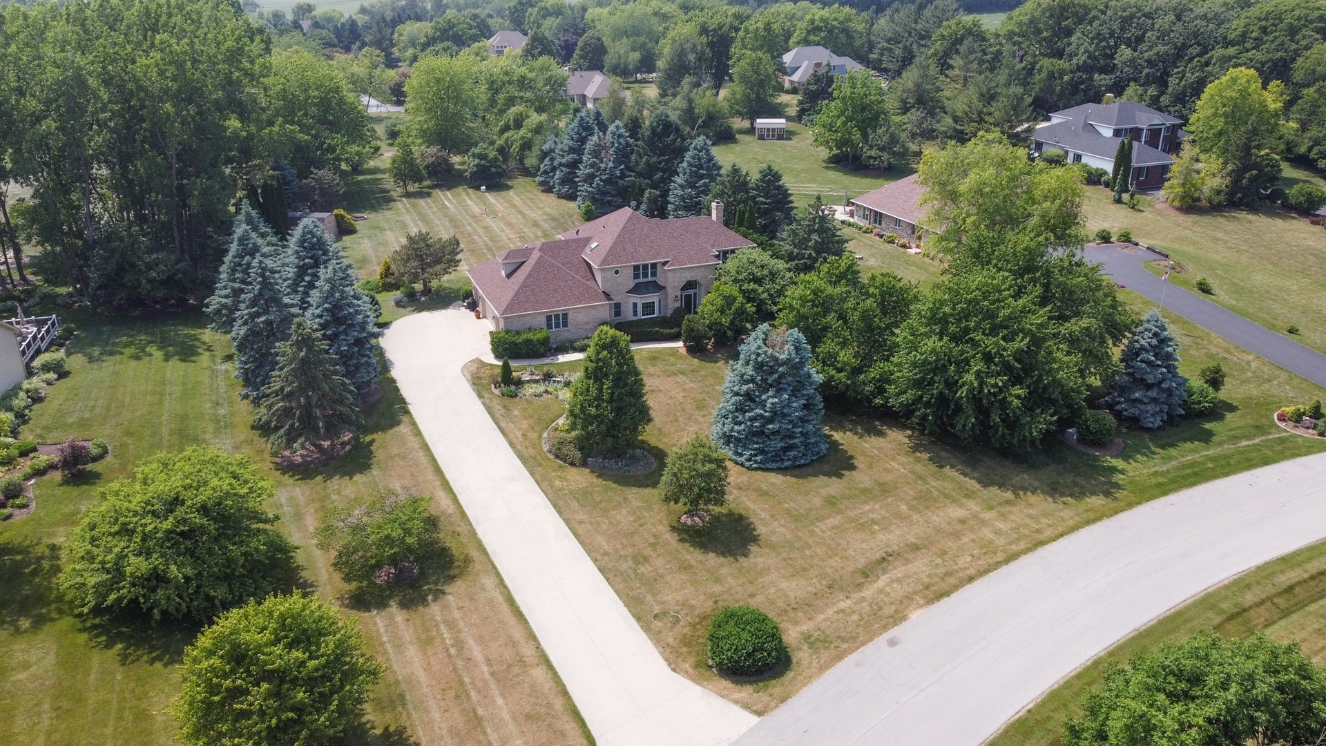 Property Photo: 14N924 White Pines Lane IL 60140
