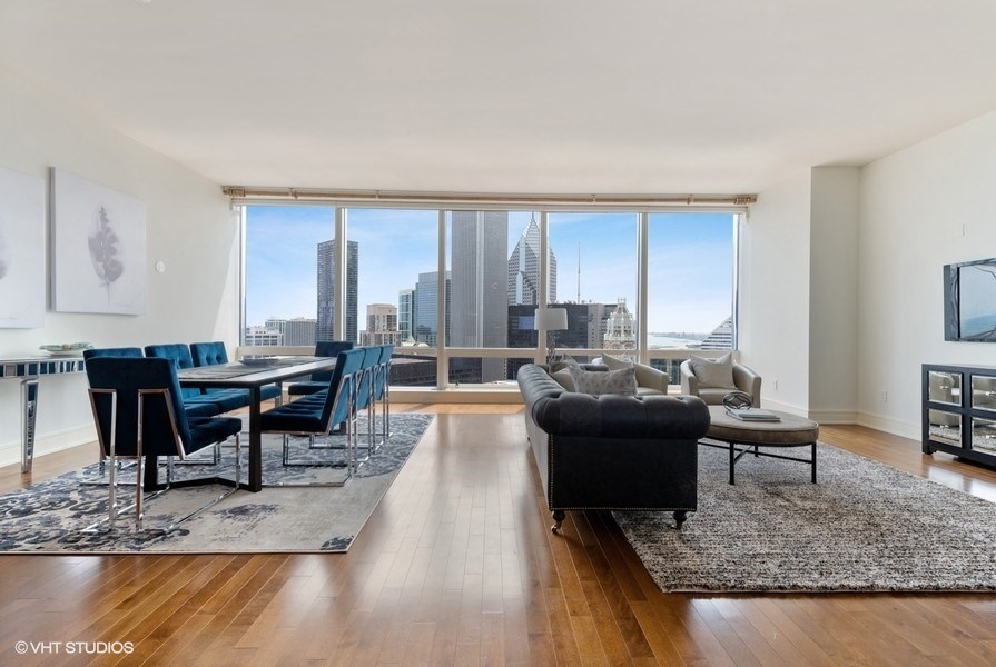 Property Photo: 401 N Wabash Avenue 32J IL 60611