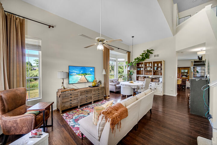 Property Photo:  361 Cascade Lane 1  IL 60543 