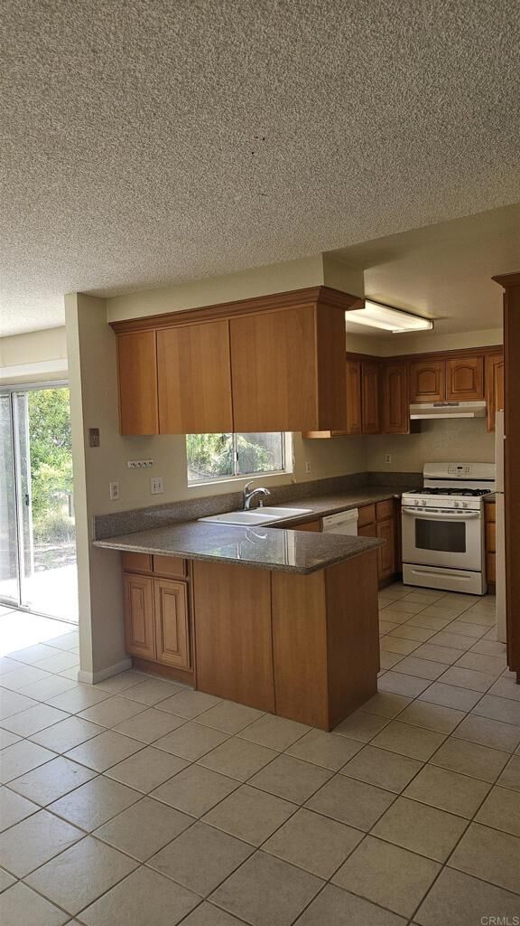 Property Photo:  4028 Johnson Drive  CA 92056 