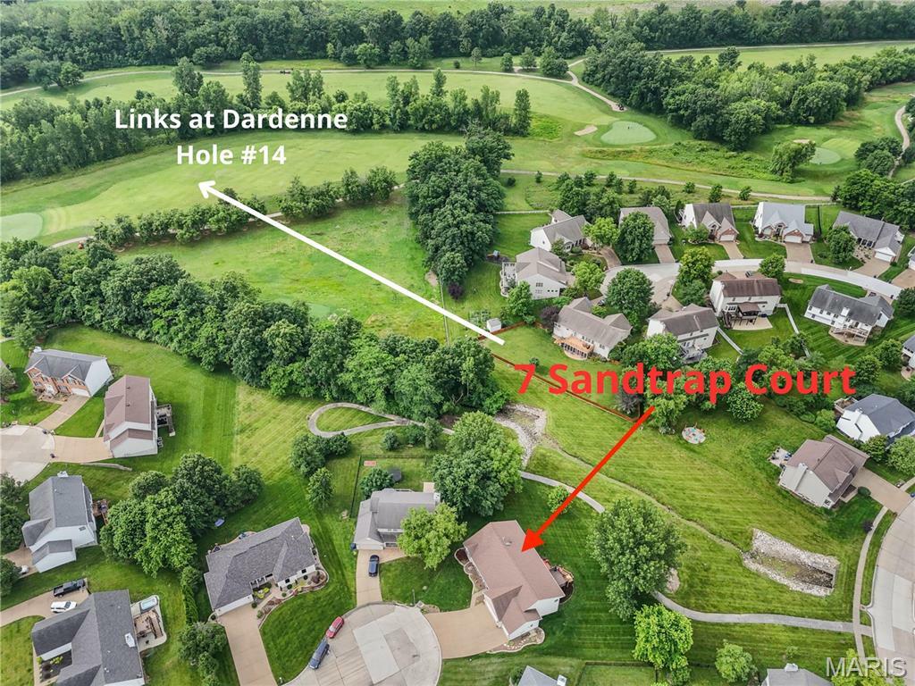 Property Photo: 7 Sandtrap Court MO 63368