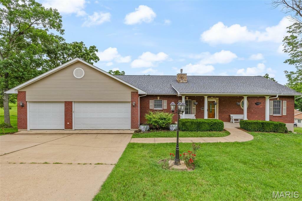 Property Photo: 1700 N 6th Street MO 63020
