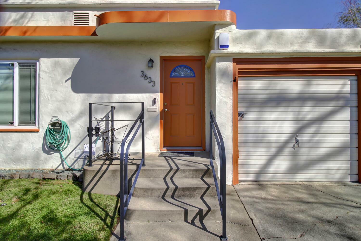 Property Photo: 3633 P Street CA 95816