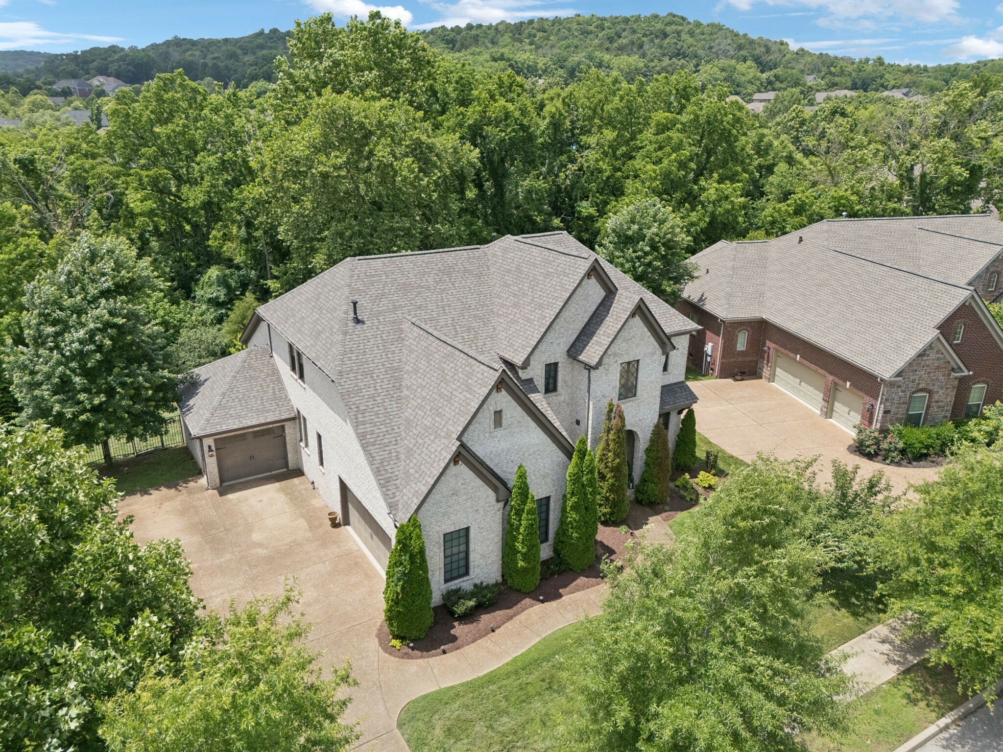 Property Photo: 222 Danton Ct TN 37067