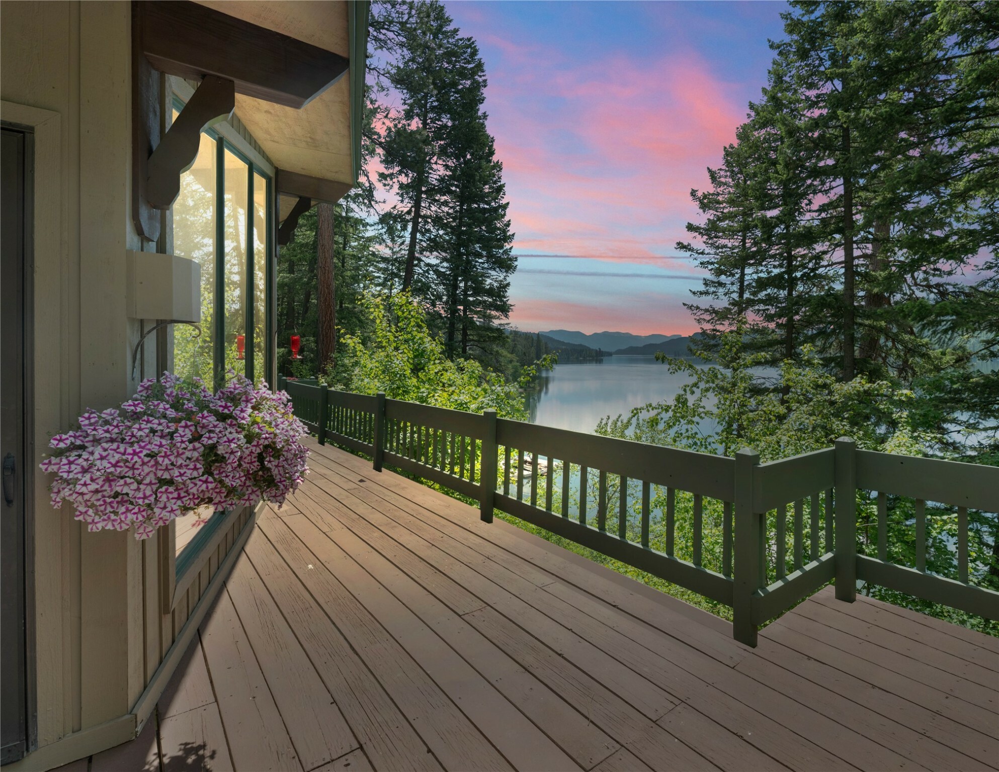 Property Photo: 14371 Hidden Bay Lane MT 59911