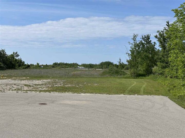 Property Photo:  6-10 Cvx  MI 49720