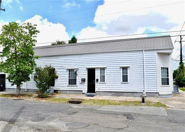 Property Photo: 2200 Valence Street LA 70115
