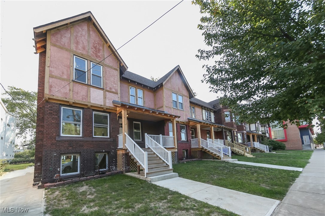 Property Photo: 1653 E 118th Street OH 44106