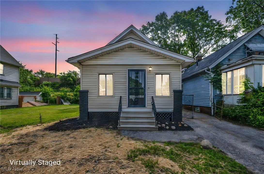 Property Photo: 851 E 131 Street OH 44108