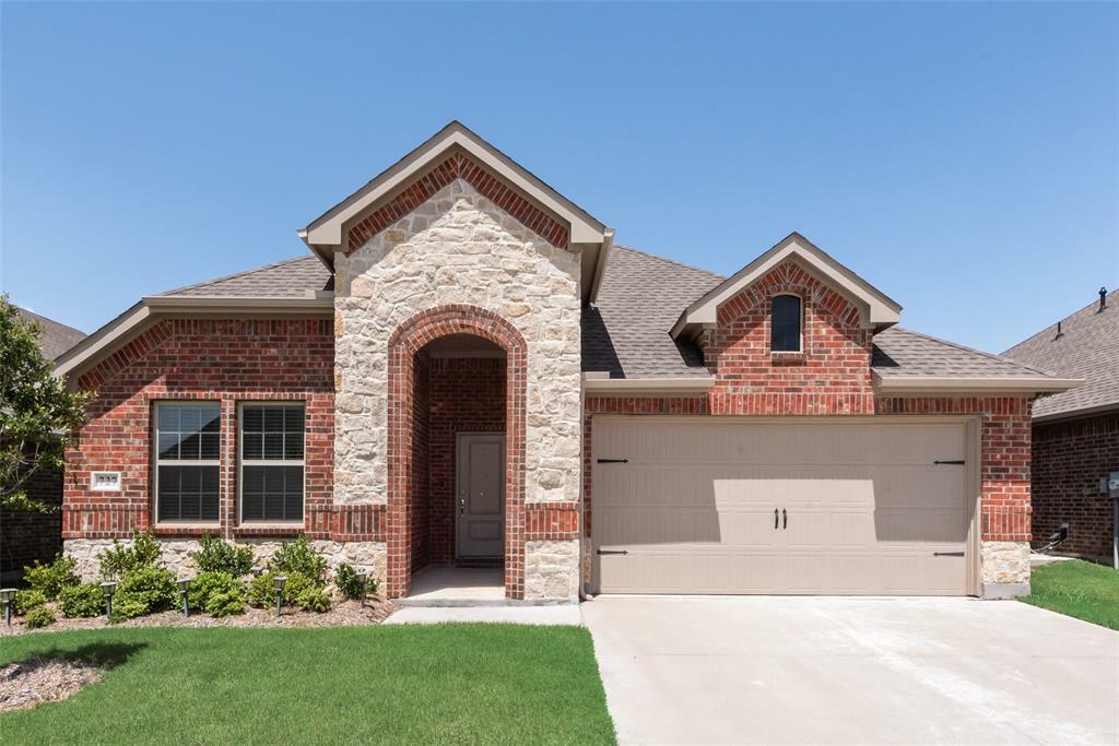 Property Photo: 727 Dove Haven Way TX 75166