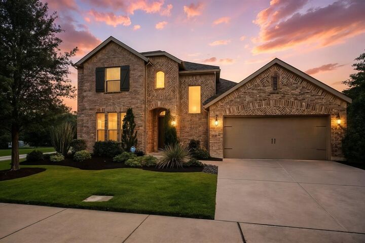 Property Photo: 9920 Pikes Peak Place TX 75068