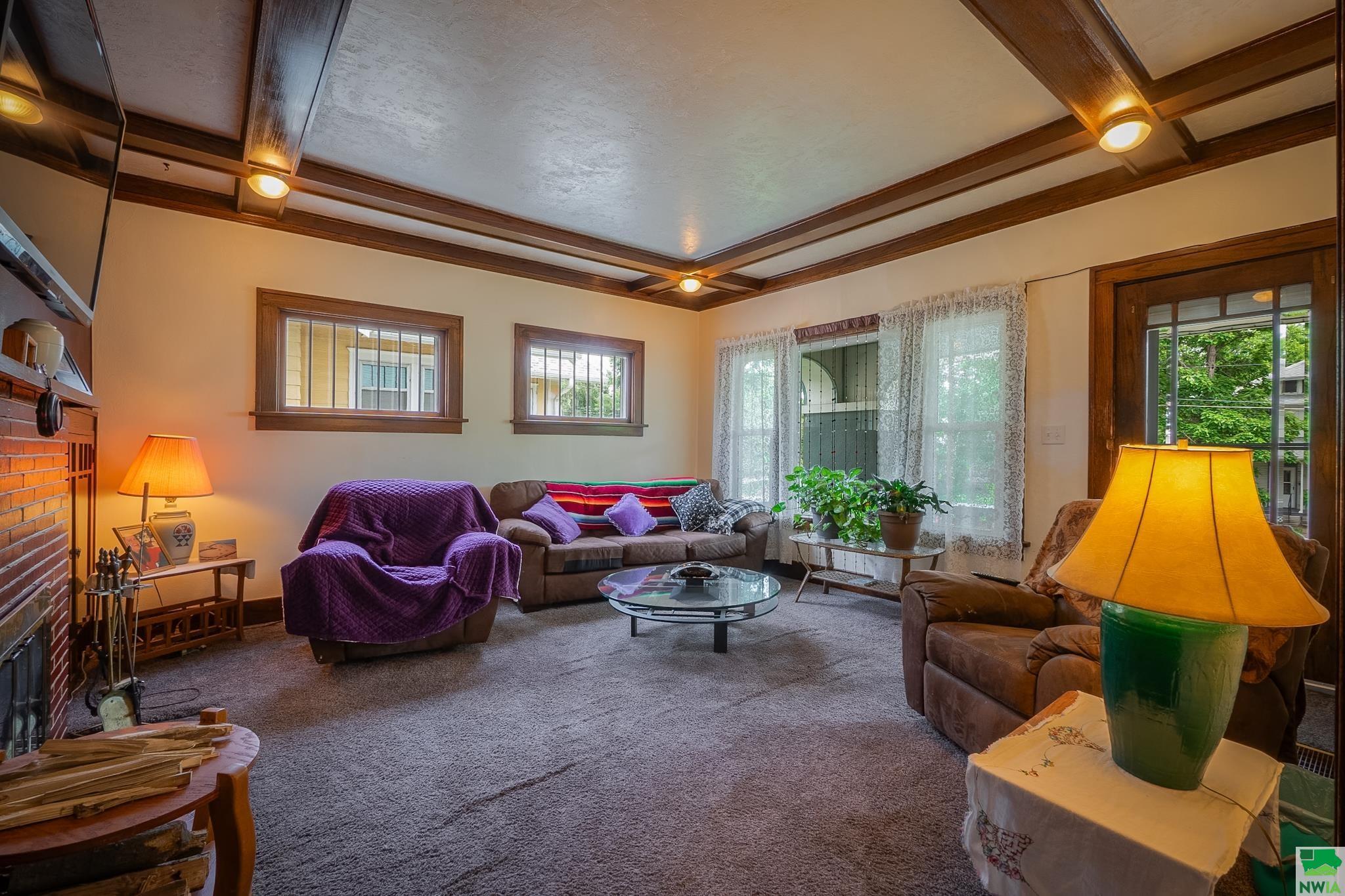 Property Photo: 2713 Court St IA 51104