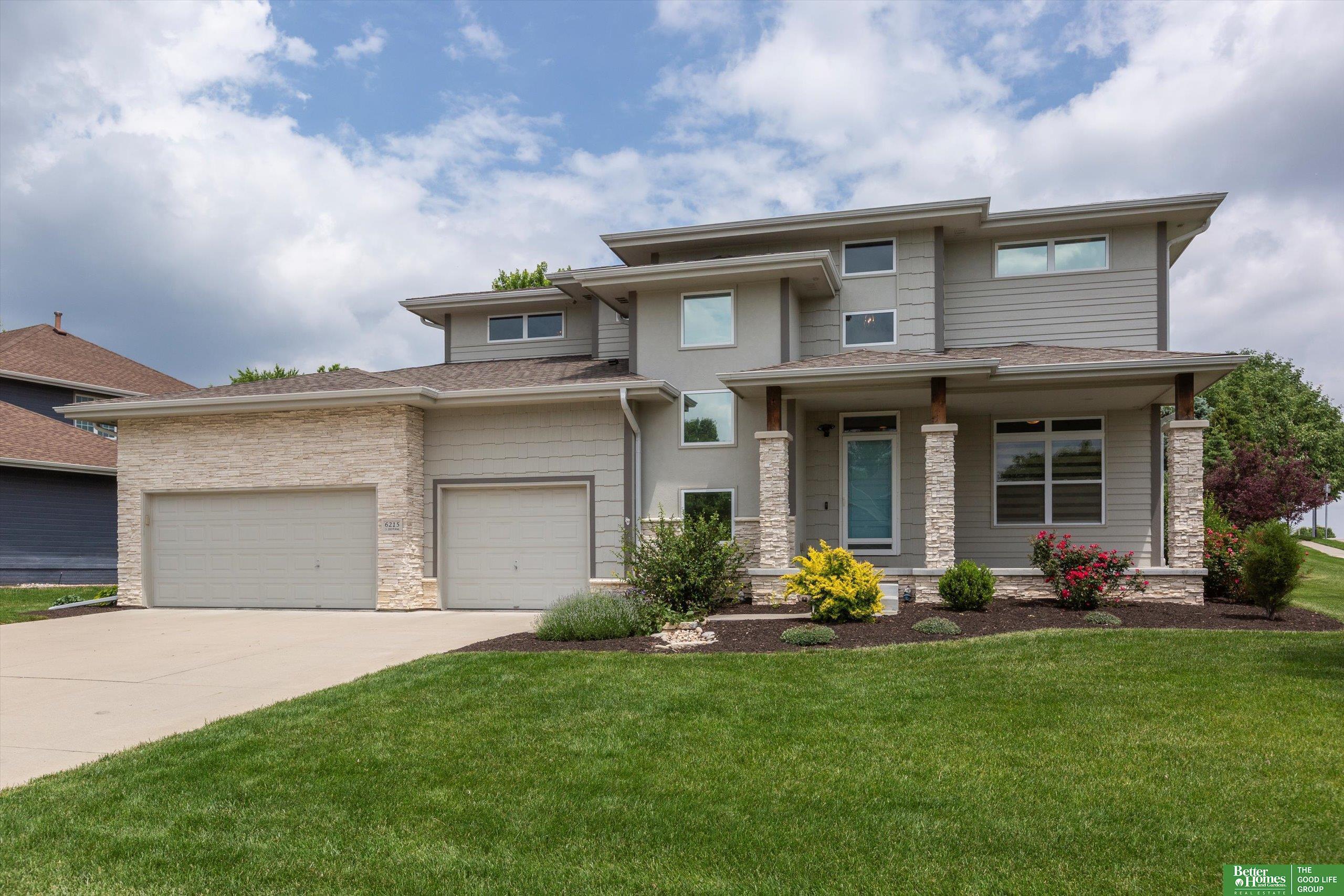 Property Photo:  6215 S 182 Avenue  NE 68135 