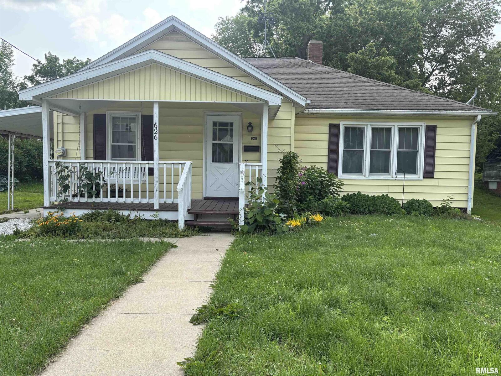 Property Photo:  626 N Main Street  IL 61542 