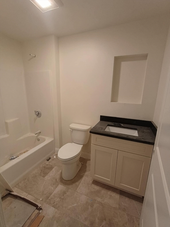 Property Photo: 10 Franklin Ave 404 MA 02151