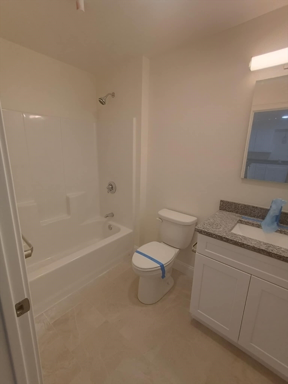 Property Photo: 10 Franklin Ave 404 MA 02151