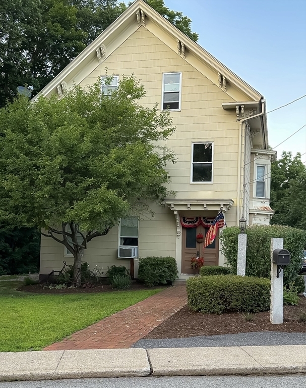 Property Photo:  4 Martin Rd  MA 01516 