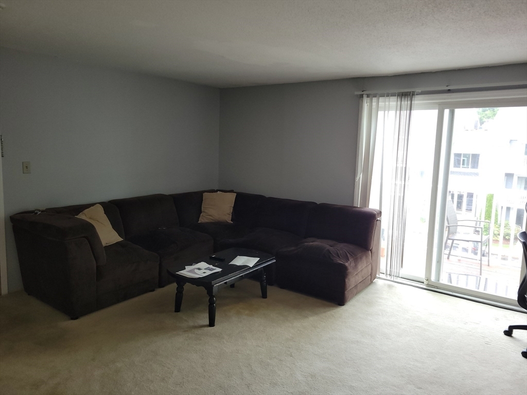 Property Photo:  1 Post Oak Lane 21  MA 01760 