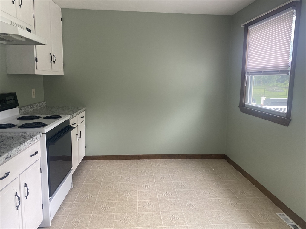 Property Photo: 130 Ash St 2 MA 01752