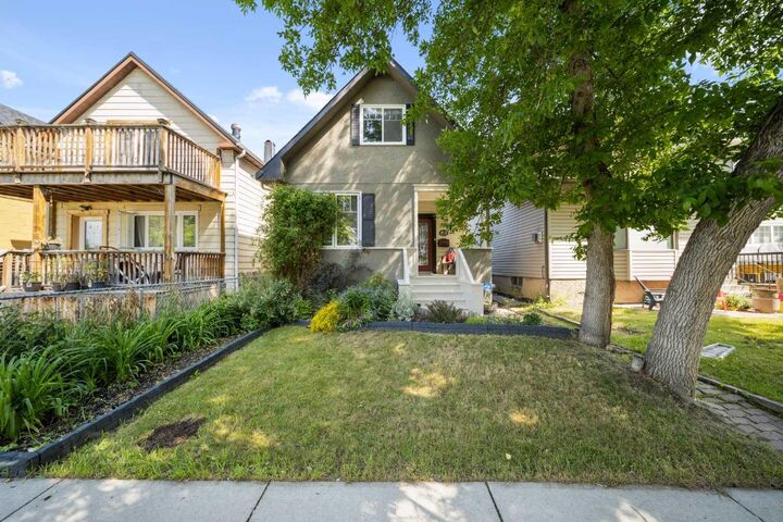 412 17 Avenue NW  Calgary AB T2M 0N1 photo