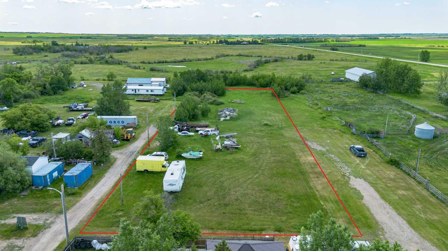 Property Photo: 2 &Amp 4 Gadsby Street AB T0C 1K0