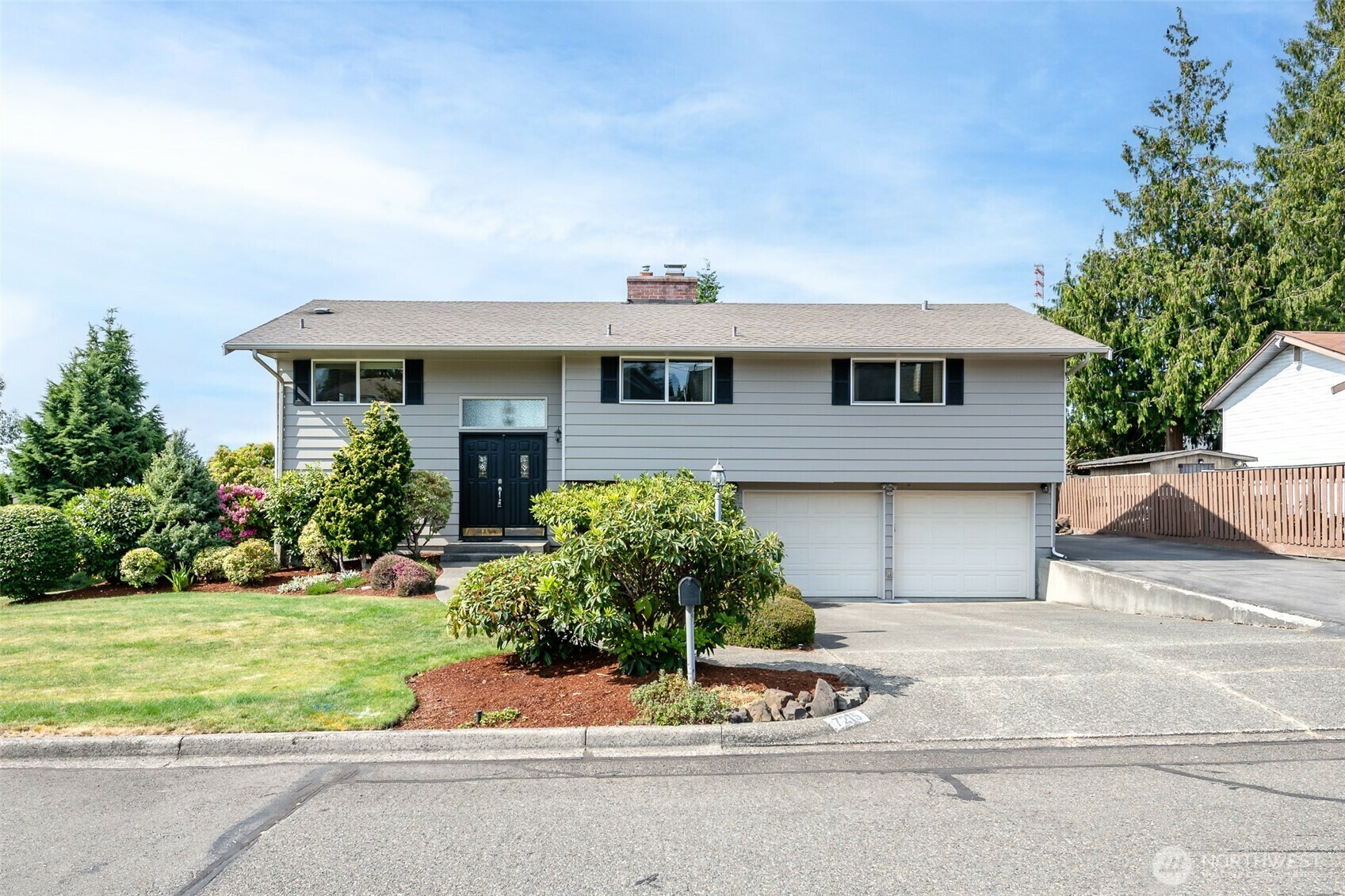 Property Photo:  7215 N 23rd  WA 98406 