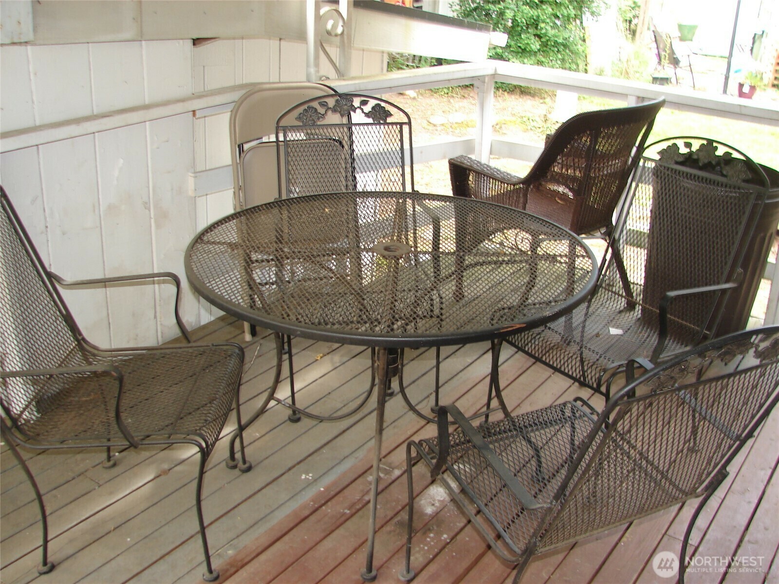 Property Photo: 900 29th Street SE C-8 WA 98002