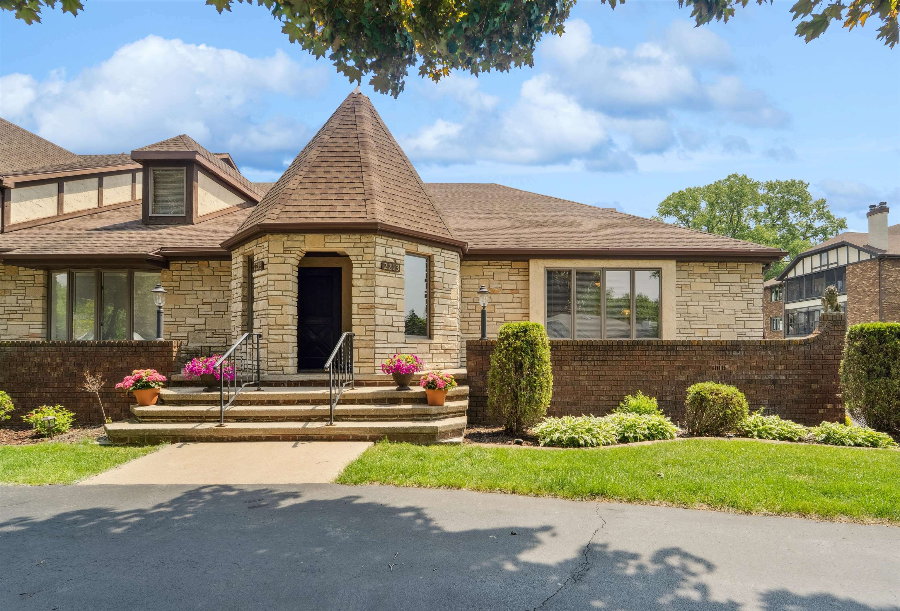 2213 Sunrise Drive  Appleton WI 54914 photo