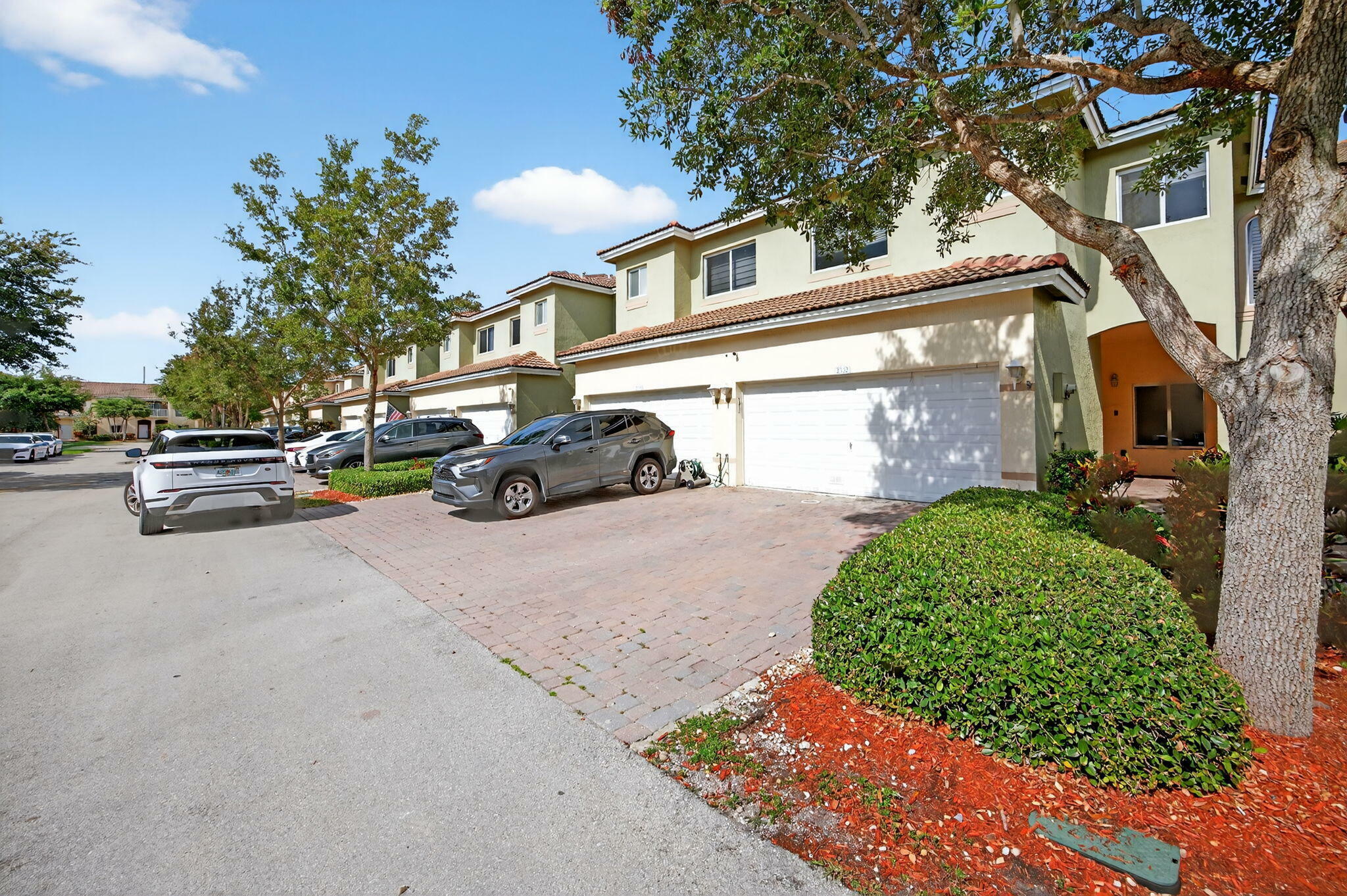 Property Photo: 2332 SE 16th Terrace FL 33035